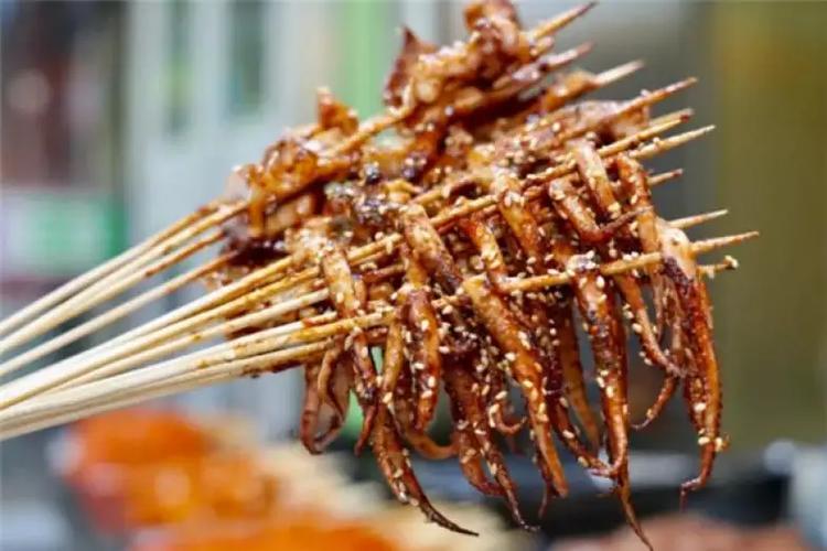鐵板魷魚賺錢嗎？成本低回本快，小吃創(chuàng)業(yè)就選它！