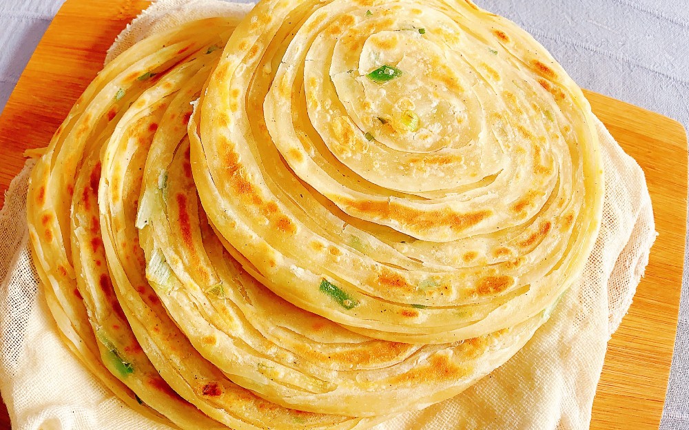 學(xué)蔥油餅學(xué)費(fèi)多少？費(fèi)用高不高，學(xué)成能賺錢嗎！