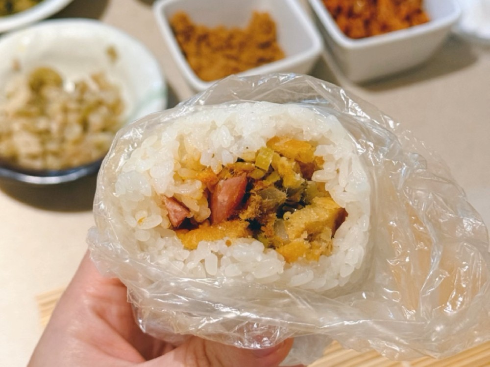 早餐賣糯米飯團(tuán)的利潤？真實(shí)分析，幫你算清賺錢門道！