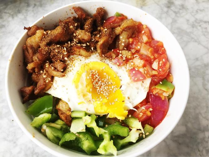 烤肉拌飯技術(shù)哪里學(xué)？新手能學(xué)嗎，開店穩(wěn)穩(wěn)賺！