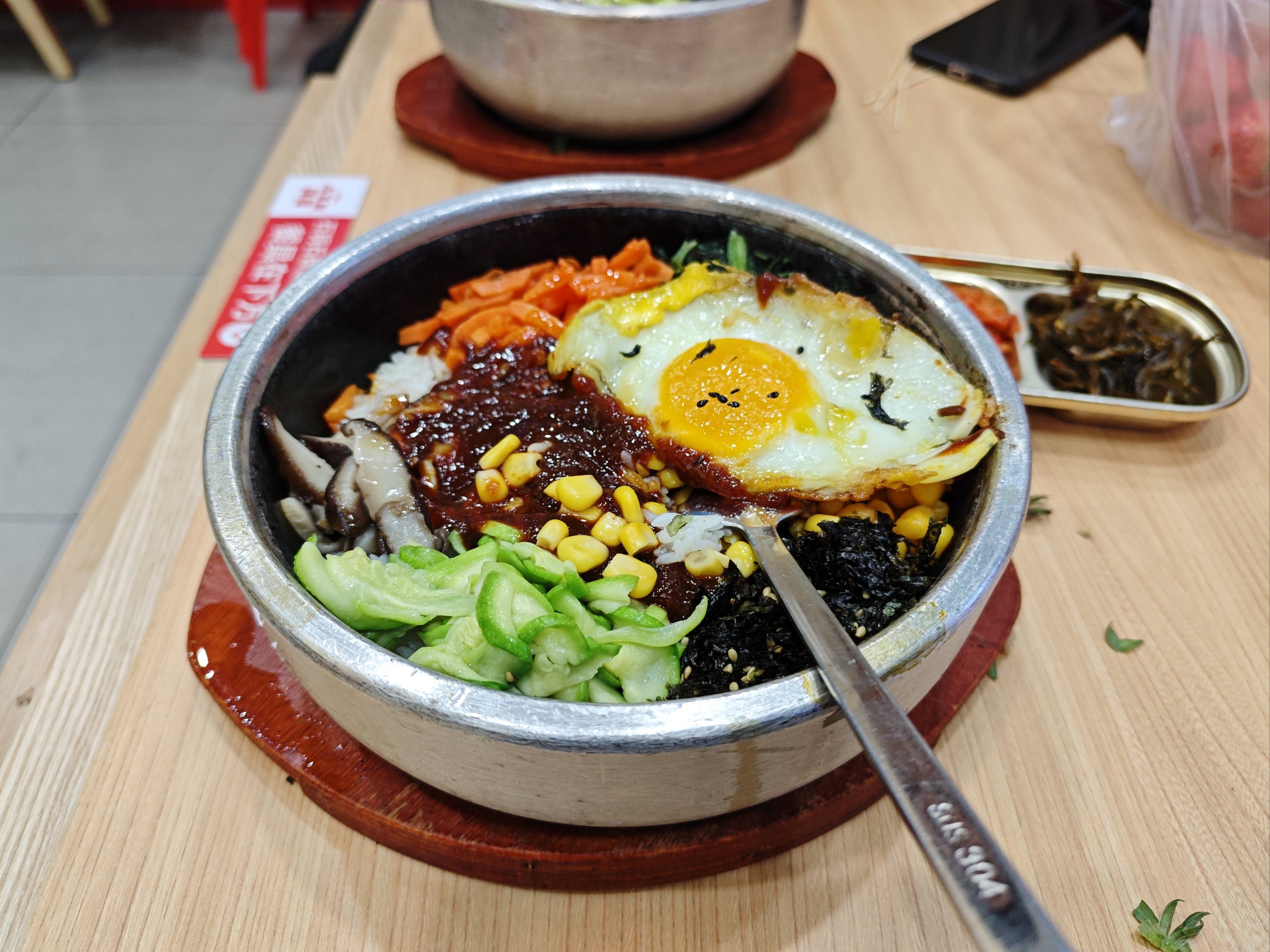 烤肉拌飯一份12元能掙多少錢？成本揭秘，輕松盈利不是夢！