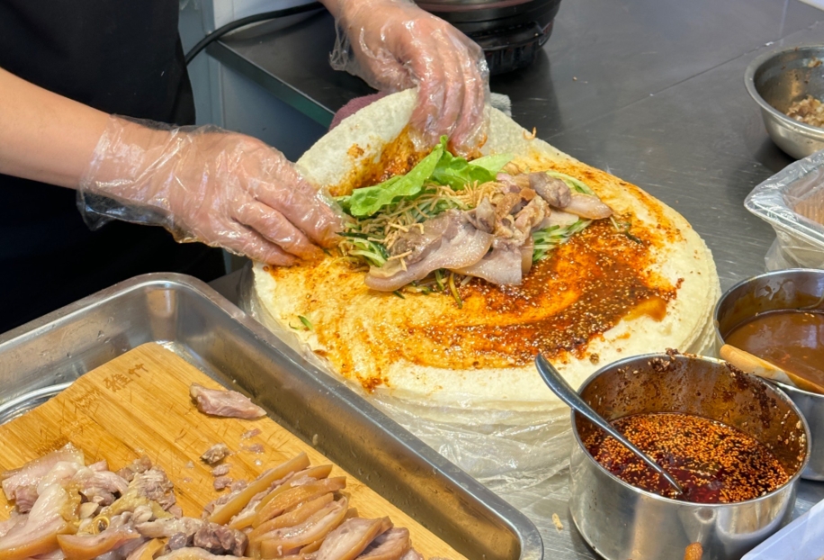 學(xué)鹵肉卷餅學(xué)費(fèi)多少？收費(fèi)高嗎，技術(shù)值不值！
