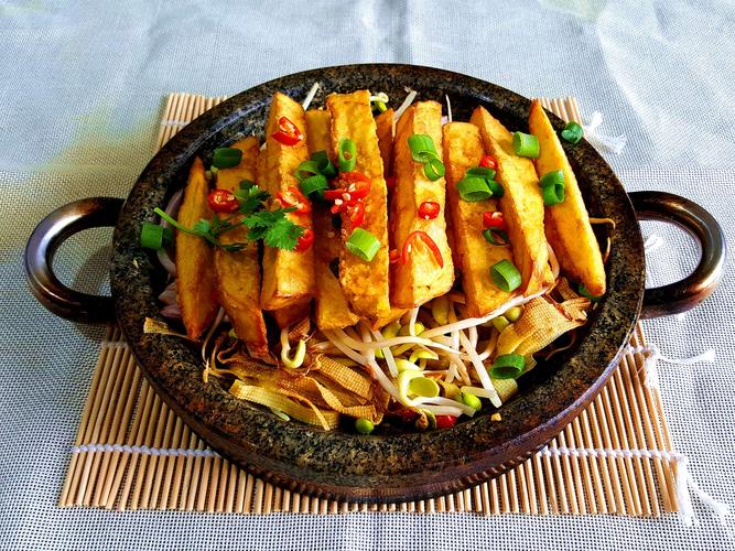 石鍋菜去哪里學(xué)？方法實(shí)用，輕松掌握開(kāi)店技巧！