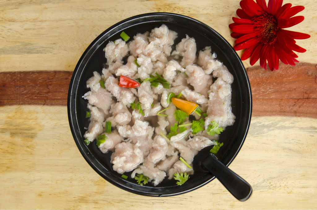 福鼎肉片賣10元一碗利潤大嗎？真能掙錢，還是想多了！