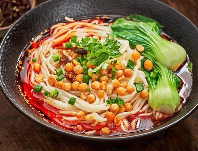 重慶小面調(diào)料醬怎么做才正宗?掌握核心配方,學(xué)技術(shù)輕松開(kāi)店!