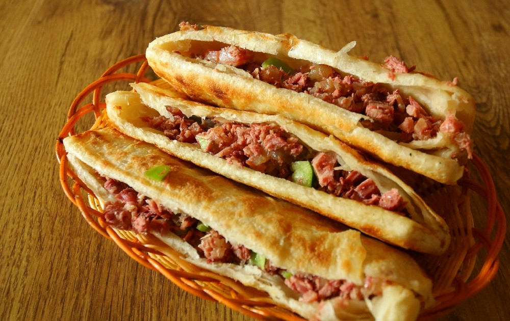 河間驢肉火燒和面配方？做好關(guān)鍵細(xì)節(jié)，開(kāi)店才能更穩(wěn)！